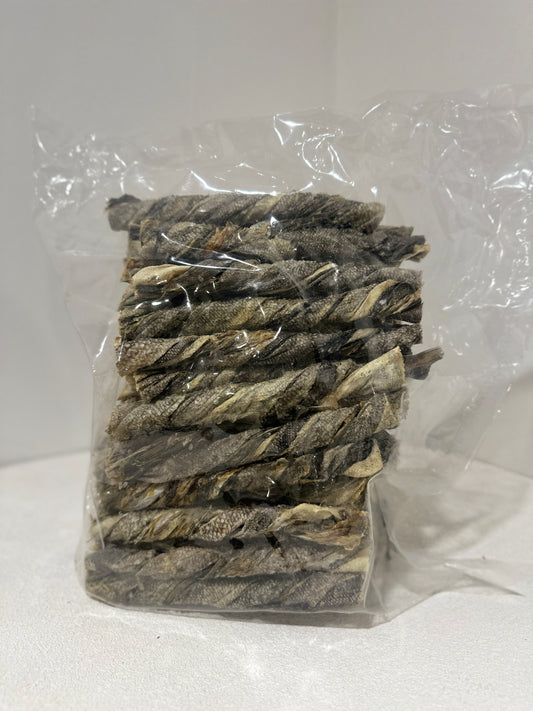 Australian_Hoki_Fish_Skin_Roll_Dog_Chews_ALL4DOGTREATS
