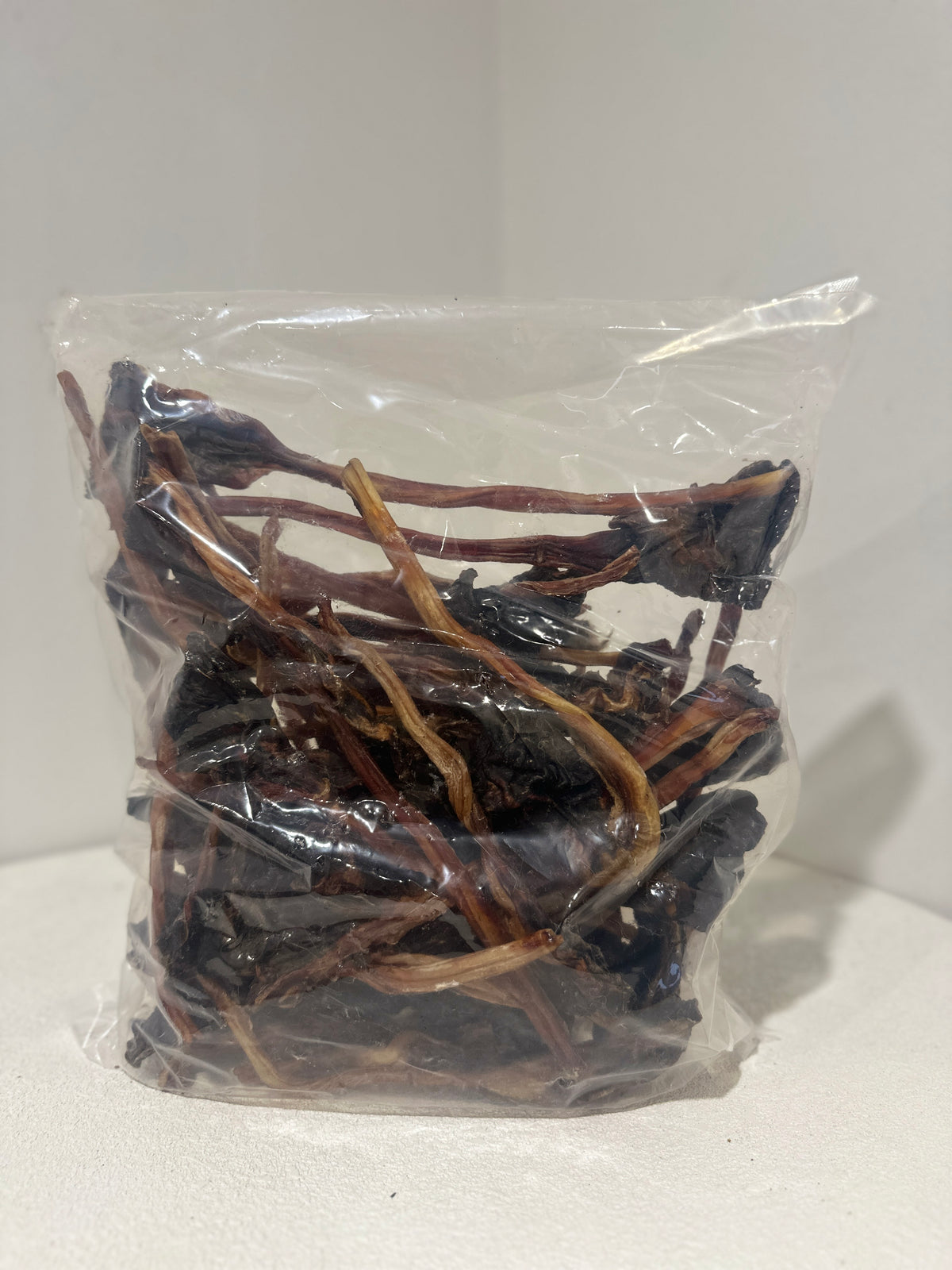 Australian Kangaroo Tendons for Dogs Long-Lasting Natural Dog Chews 1kg product photo