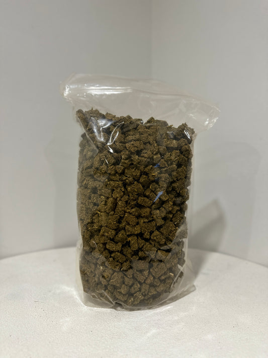 Australian Salmon & Alfalfa Training Bites for Dogs Natural Training Treats 1kg product photo