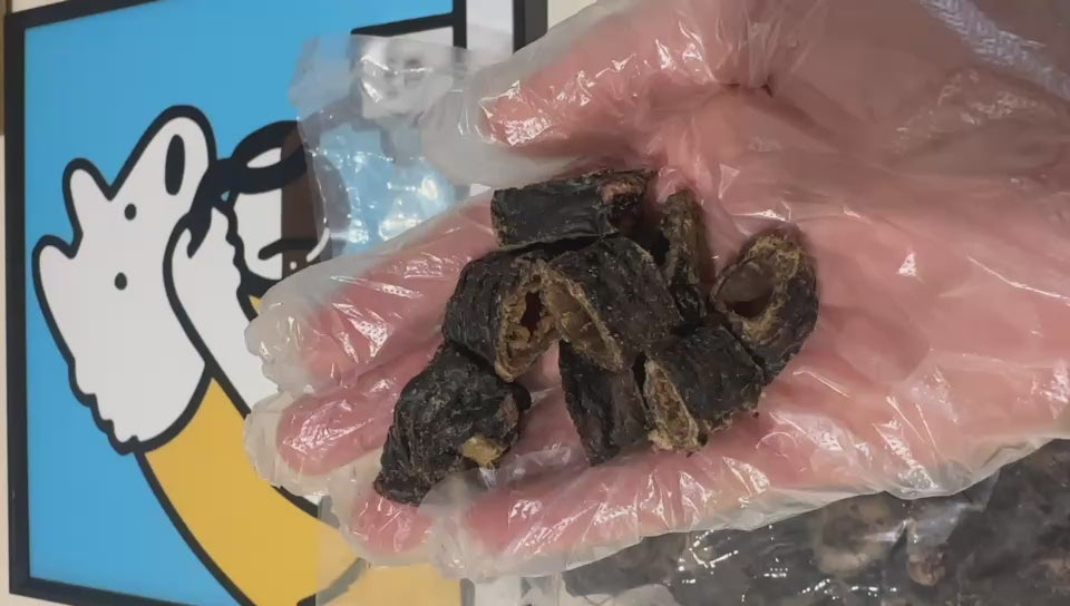 Kangaroo jerky roll